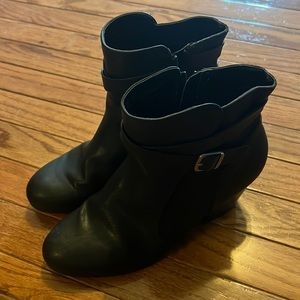 Aerosols Bootie with Heel